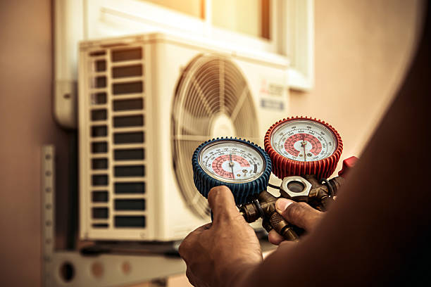 Professional Heat Pump Repair technician working in Yorklyn, PA